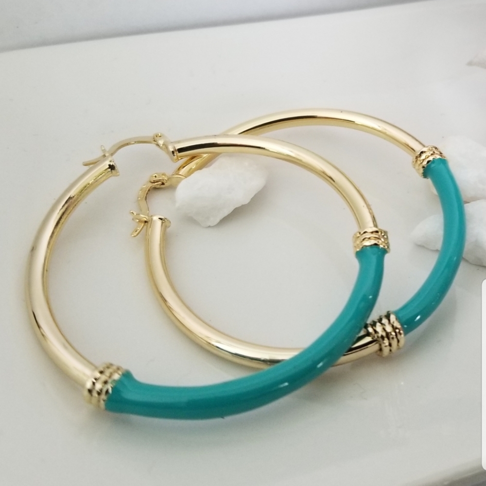 18k Goldplated  Pink and Turquoise hoops Earrings. NECKLE FREE - Picture 3 of 4